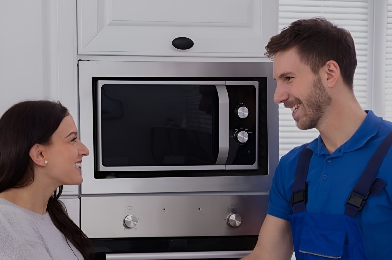 Buld-in Microwave Repair in Indio